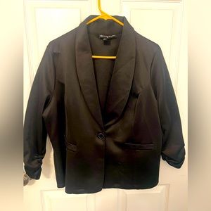 Fashion to figure size 2 blazer